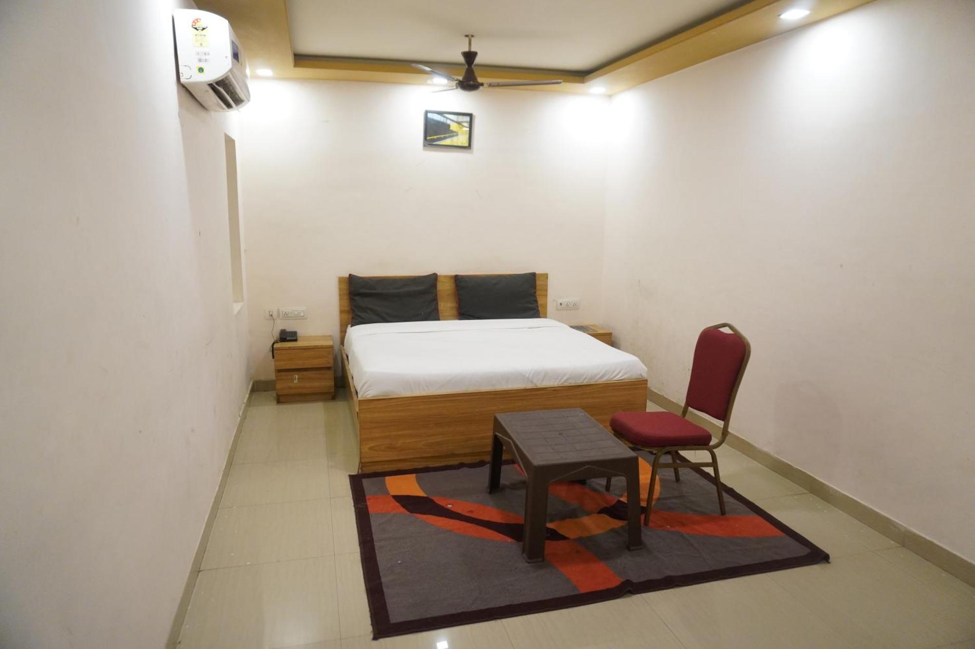 Hotel Bhanwar Niwas Jaipur Bagian luar foto